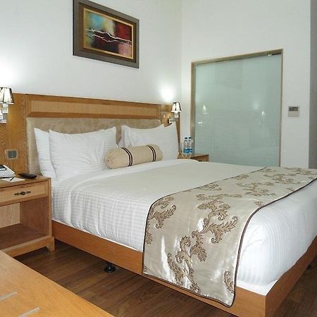 Comfort Inn Anneha New Delhi Ruang foto
