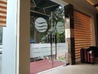 Comfort Inn Anneha New Delhi Bagian luar foto