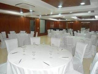 Comfort Inn Anneha New Delhi Bagian luar foto